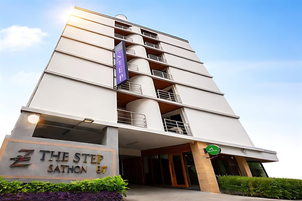 Collection O The Step Sathorn, Bang Rak, Bangkok