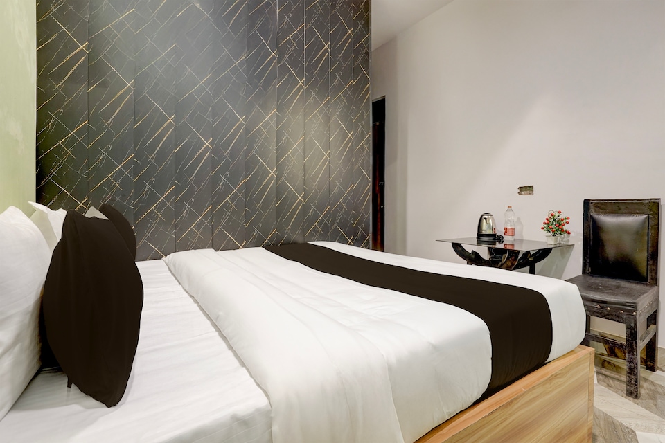 SPOT ON Hotel Emerald , Patna, Patna