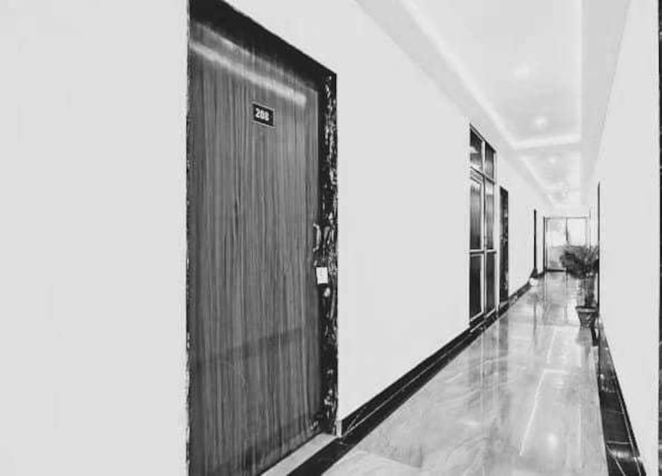 Townhouse Varanasi Cantonment Formerly Ayushman Inn, Cantonment, Varanasi