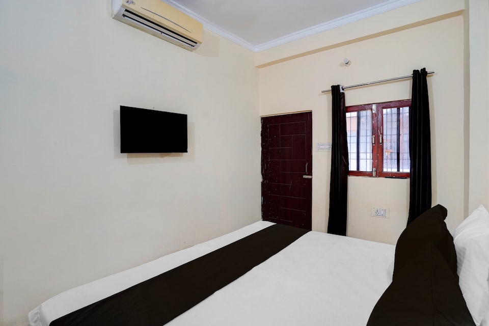 Hotel O Star Family Hotel & Hostel , Vikas Nagar Lucknow, Lucknow