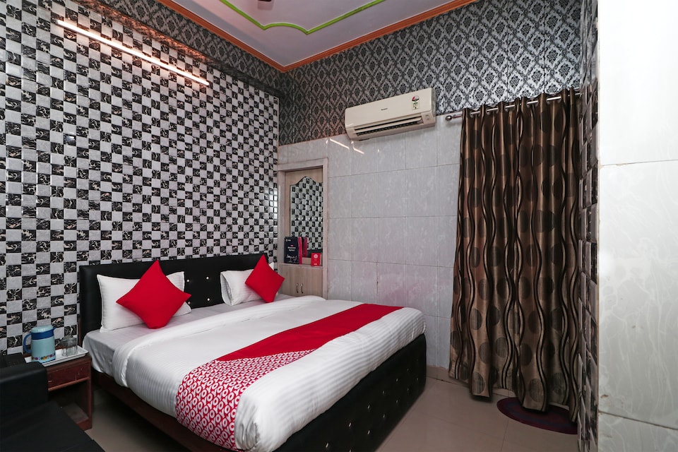 OYO 13635 Hotel Shree Rajkamal, Civil Lines Bareilly, Bareilly