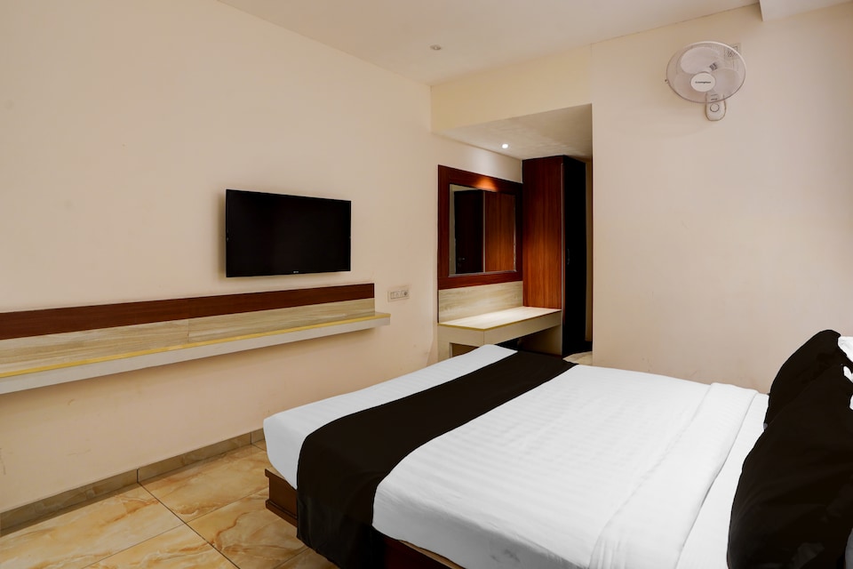 Super Townhouse Shri Prasanna Anjaneya Temple Bangalore Formerly High Rise, Marathahalli Bangalore, Bangalore