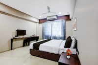 Super Townhouse GIDC Ankleshwar Formerly Studio 60