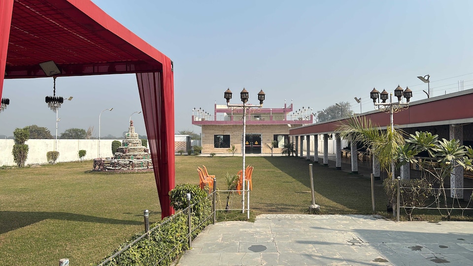 Hotel O Akhil Resort , Barra Kanpur, Kanpur