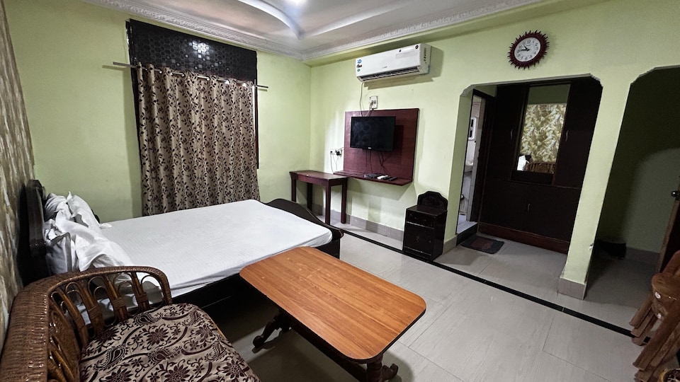 Townhouse Godavarikhani Bus Terminal Formerly Sai Leela Residency, Karimnagar, Karimnagar