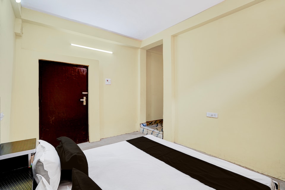 SPOT ON Yatri Niwas Guest House, Pratapgarh, Pratapgarh