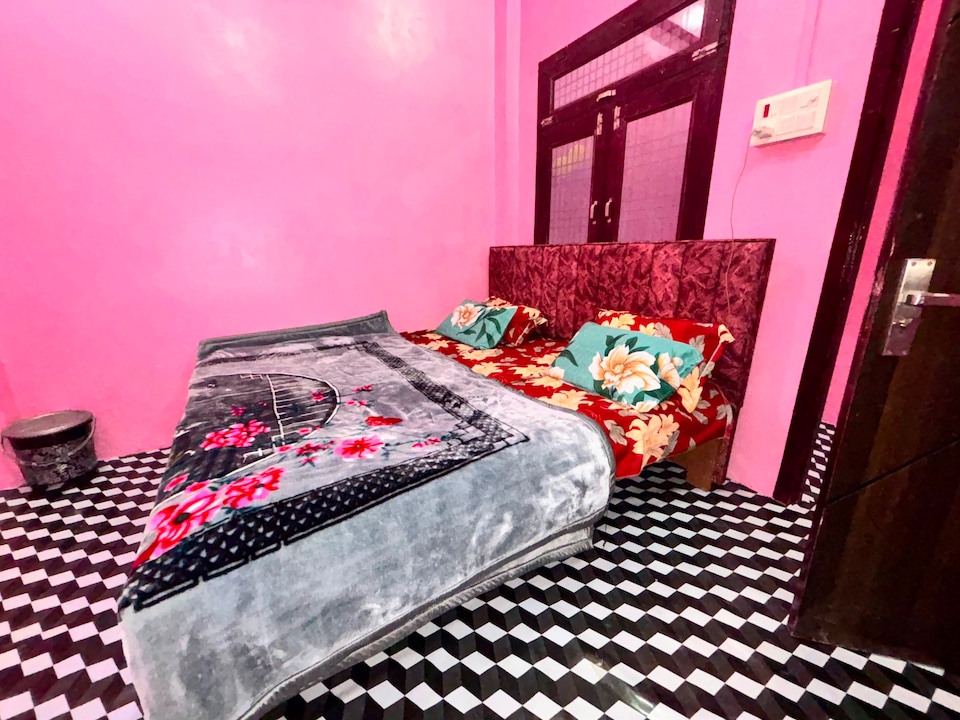 SPOT ON Trivedi Hotel, Rambagh Allahabad, Prayagraj