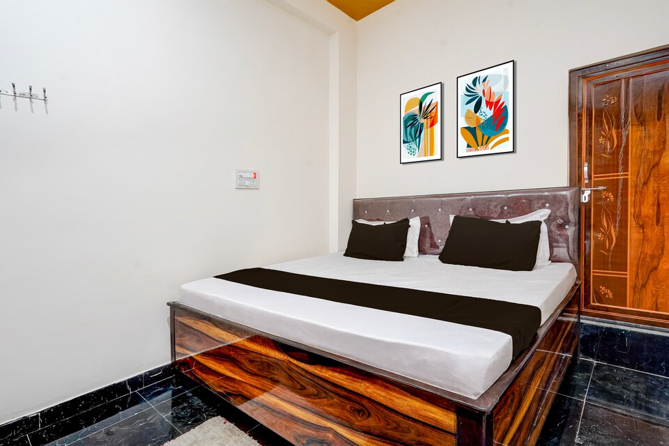 SPOT ON Trivedi Hotel, Rambagh Allahabad, Prayagraj