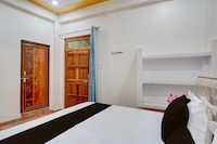 SPOT ON Trivedi Hotel