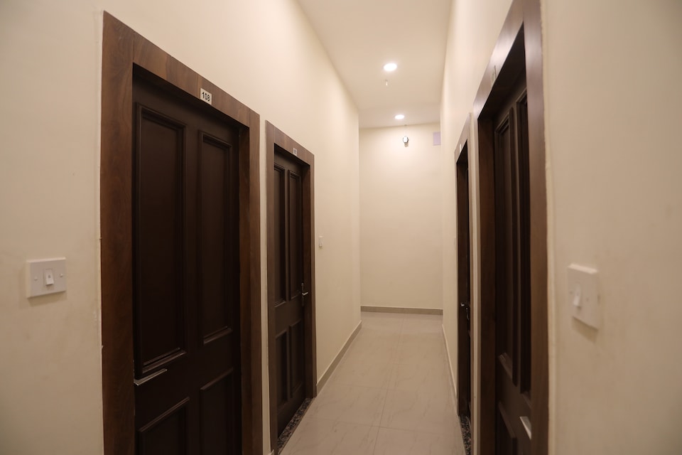 Hotel O Elgin Terrace, Bhawanipore Kolkata, कोलकाता