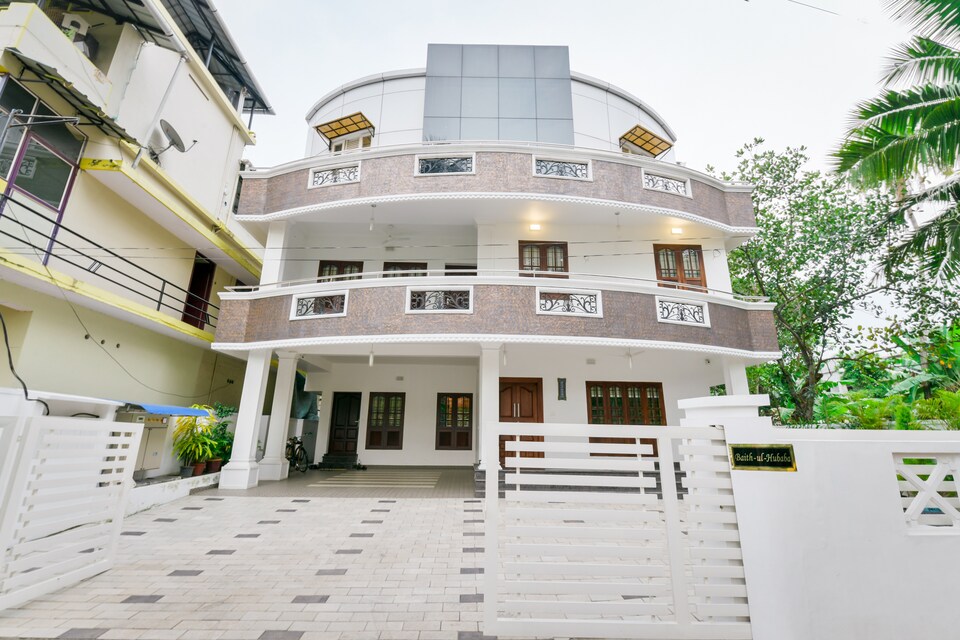 OYO Home 13642 Modern 3 BHK, Edapally Kochi, Kochi