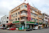 OYO 91284 White House Hotel Kluang
