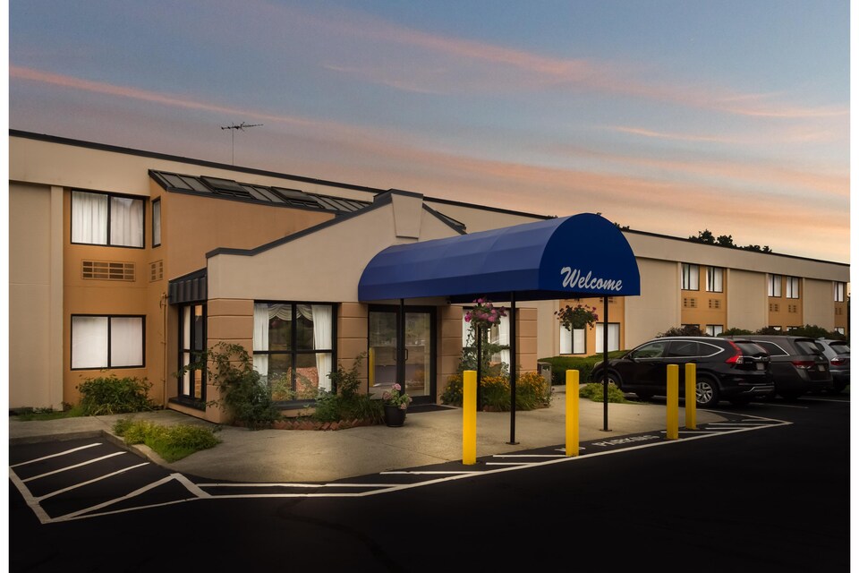 All Seasons Inn & Suites Smithfield Providence, Smithfield, RI, Smithfield, RI