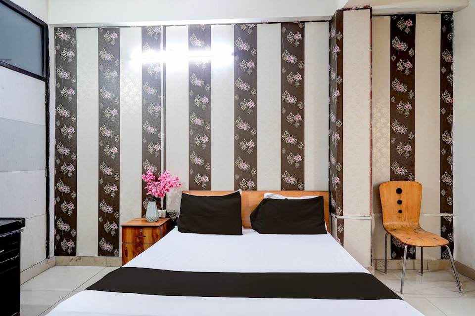 Hotel O Corner , Noida City, Noida