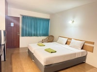 Collection O Night Bazaar Chiangmai