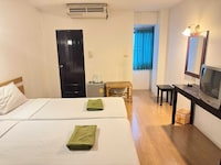 Collection O Night Bazaar Chiangmai