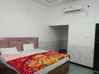 SPOT ON THE STAR HEAVEN OYO HOTEL