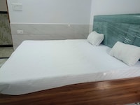 SPOT ON THE STAR HEAVEN OYO HOTEL