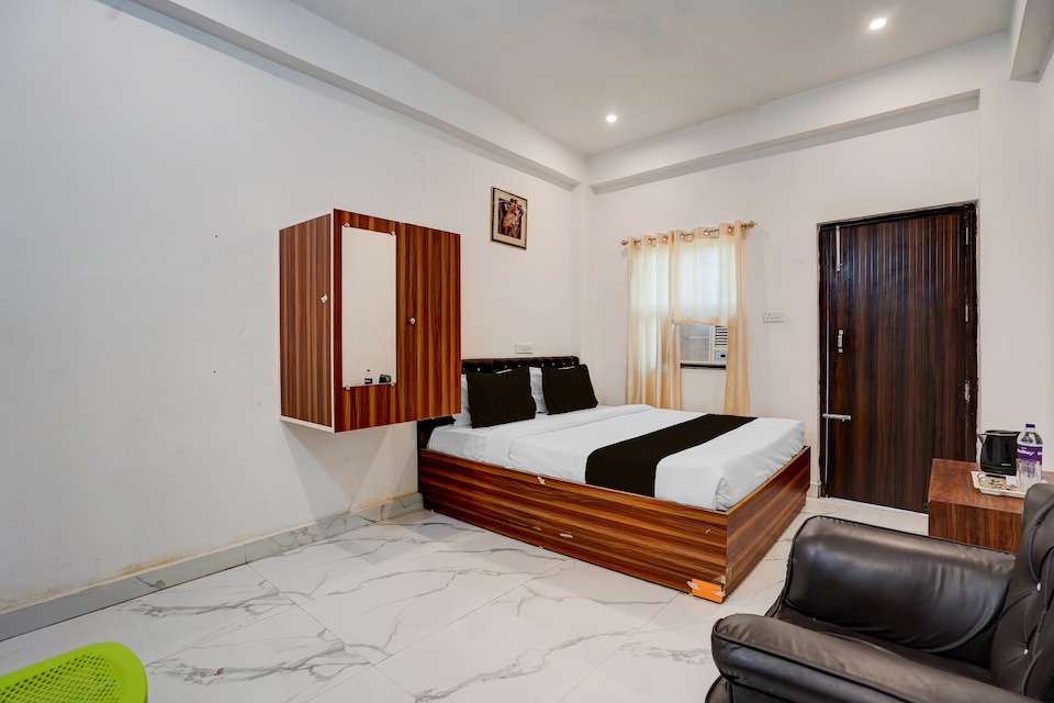 HOTEL O HAPPY STAY GUEST HOUSE , Bodhgaya, Bodhgaya