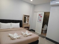 Collection O Sri Ping Muang Chiangmai