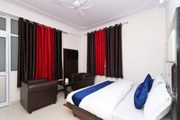 OYO Hotel Benog Breeze