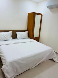 Hotel O The  Velvet Crown Hotel 