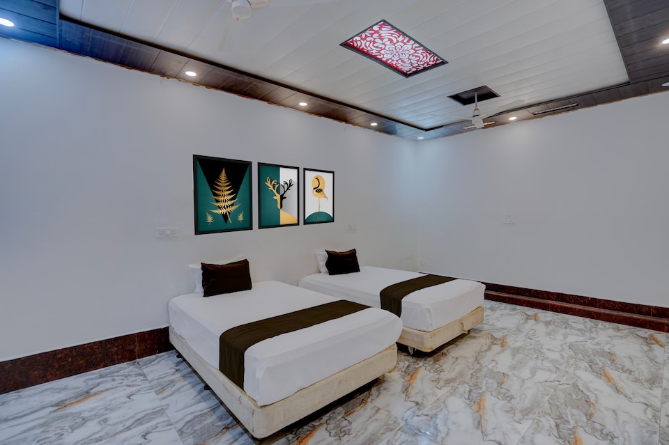 SPOT ON Amali Enterprises, Charbagh Lucknow, Lucknow