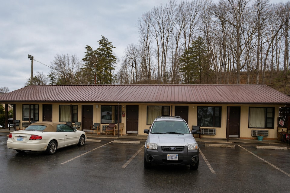 Big South Fork Trail Lodge Stearns, Stearns, KY, Stearns, KY