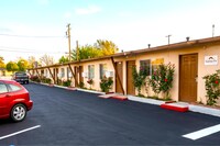 Santa Fe Motel Tehachapi by Hotel O