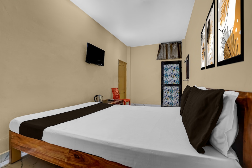 Hotel O Sri Ram Nivas, Swargdwar Puri, Puri