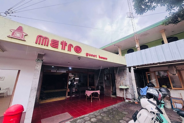 OYO 95140 Metro Guest House