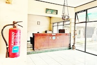 OYO 95141 Tanjung Mas Hotel 