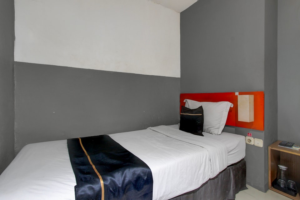 Collection O Near Exit Toll Gayamsari Formerly Buva Hotel, Semarang, Semarang