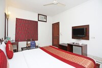 OYO Hotel Zone Near Lotus Temple