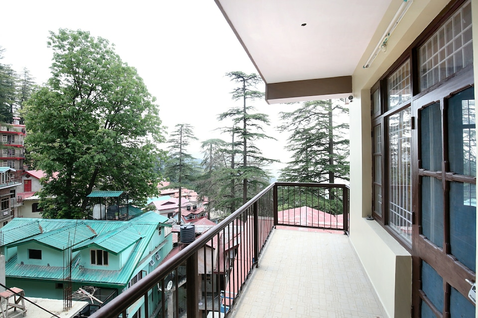 OYO Home 13665 Hill View 2BHK Near Railway Station, The Mall Road-Shimla, Shimla