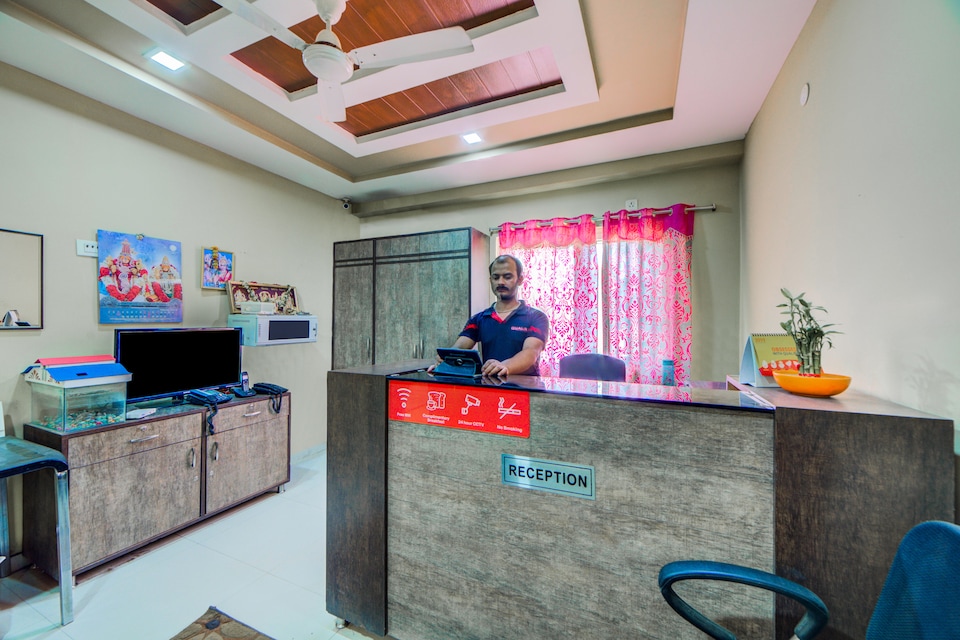 CAPITAL O 13671 Qualia, Madhapur, Hyderabad