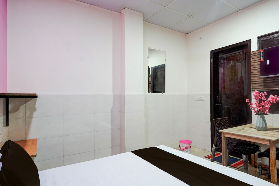 Hotel O HOTEL PAWAN PALACE, Okhla Jasola Delhi, Delhi