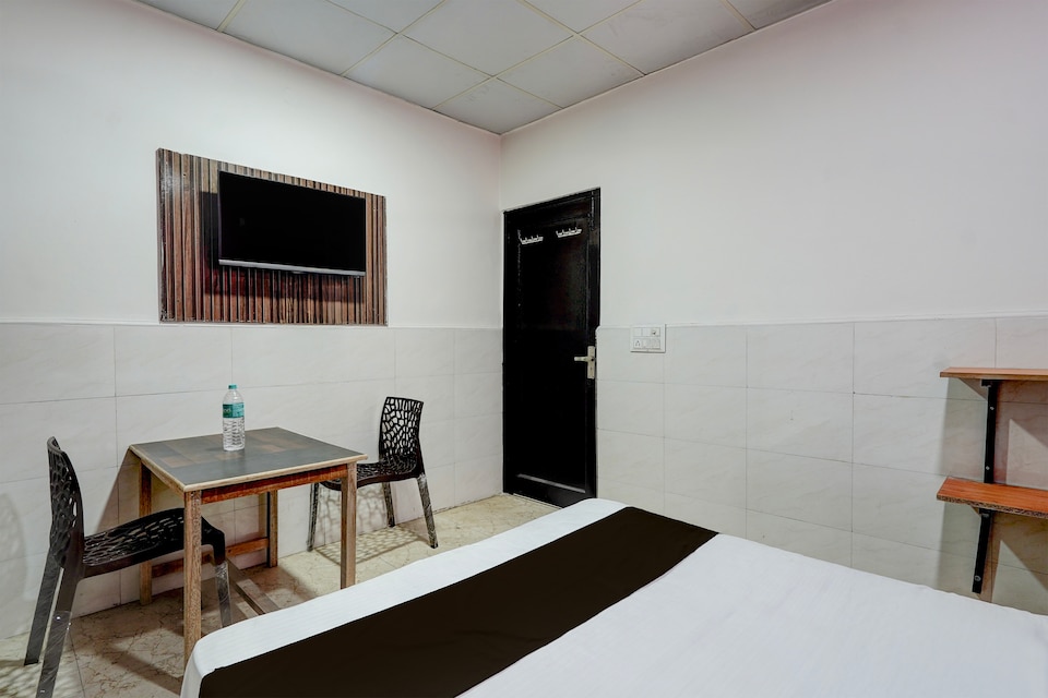 Hotel O HOTEL PAWAN PALACE, Okhla Jasola Delhi, Delhi