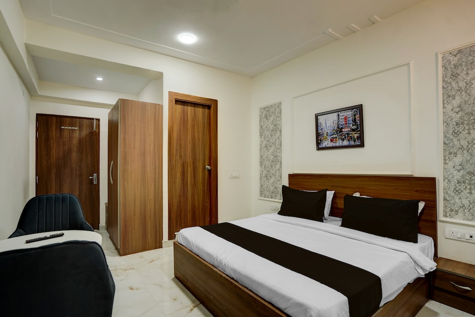 Hotel O Roseate Hotel , Greater Noida, Noida