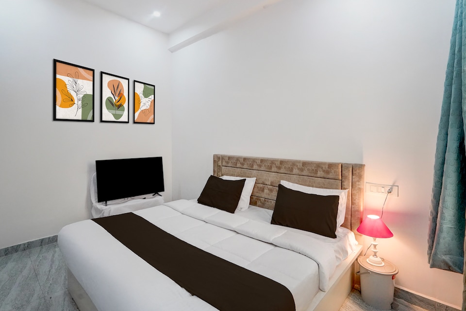 SPOT ON Hotel Arctic Inn, Gorakhnath Gorakhpur, Gorakhpur