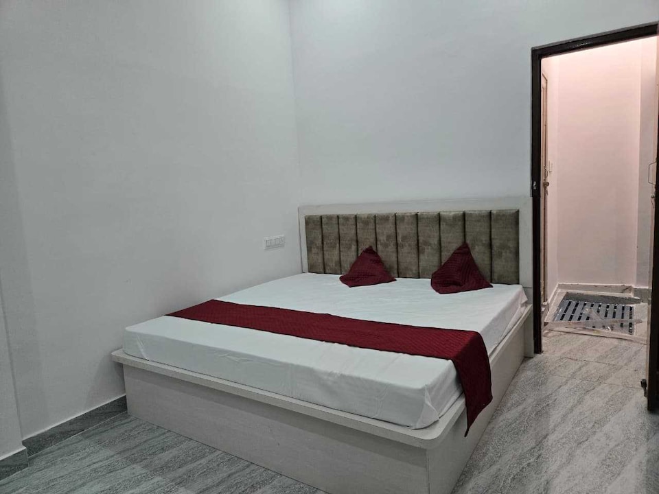 SPOT ON Hotel Arctic Inn, Gorakhnath Gorakhpur, Gorakhpur