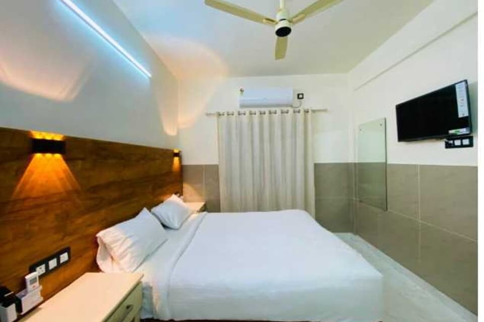 Hotel O KSRTC Pandalam Pathanamthitta Formerly Elite Tourist Homes, Pathanamthitta, Pathanamthitta