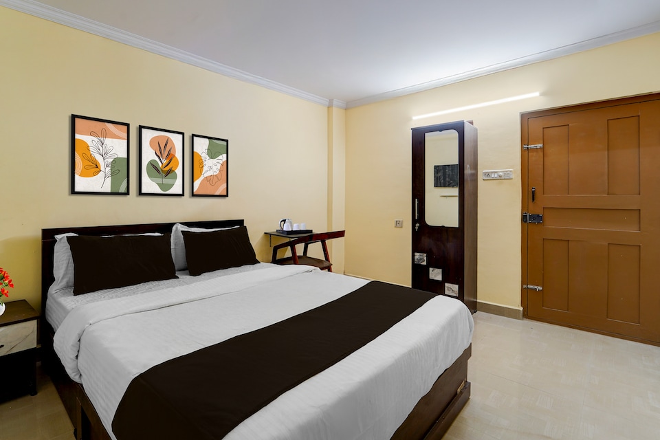 Hotel O KSRTC Pandalam Pathanamthitta Formerly Elite Tourist Homes, Pathanamthitta, Pathanamthitta