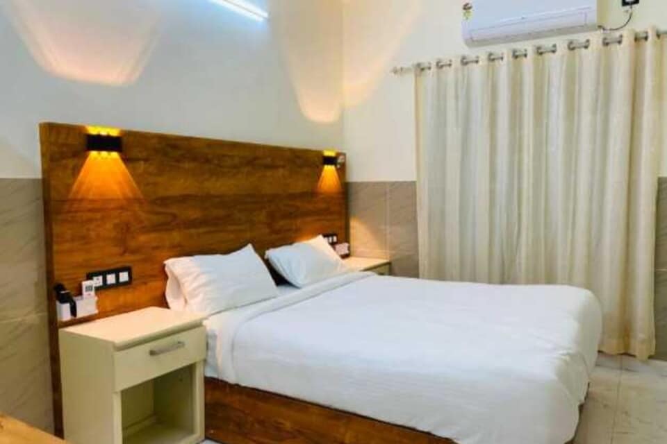 Hotel O KSRTC Pandalam Pathanamthitta Formerly Elite Tourist Homes, Pathanamthitta, Pathanamthitta