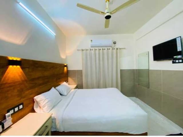 Hotel O KSRTC Pandalam Pathanamthitta Formerly Elite Tourist Homes