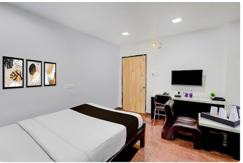 Townhouse Gachibowli Bus Terminal Hyderabad, Gachibowli, Hyderabad