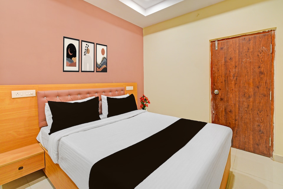 Townhouse Mindspace Road Gachibowli, Gachibowli, Hyderabad