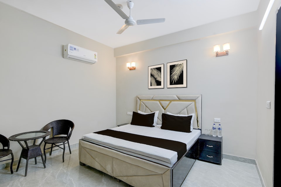Hotel O Unibox Hotel , Faridabad, Faridabad