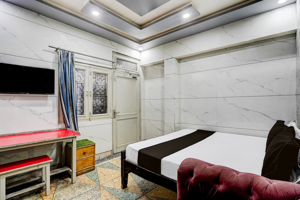 Hotel O ANANT ONE HOTEL AND BANQUETS, Ghaziabad City, Ghaziabad