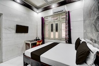 Hotel O ANANT ONE HOTEL AND BANQUETS